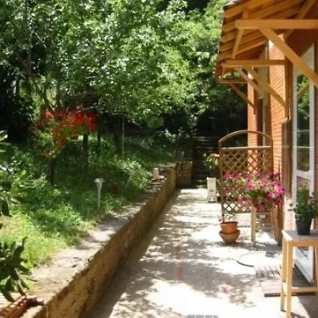 Verbena Lodging *