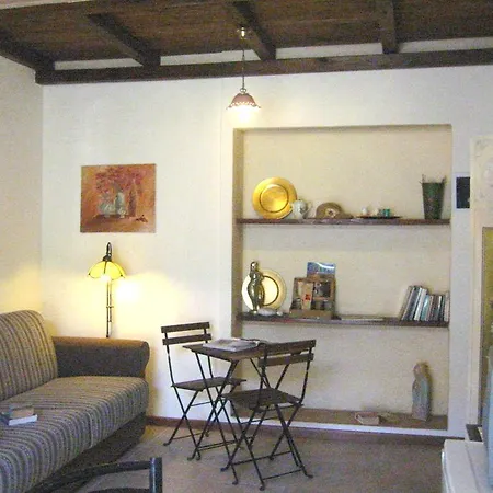 Verbena Lodging Bed and breakfast *